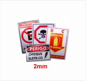 PLACAS EM PVC 2mm PVC 1MM M² Colorido 1 lado Adesivo Leitoso  